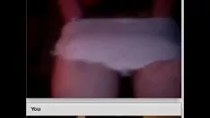 Riproduci La calda signorina della webcam apre il culo ma non lo subisce
