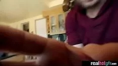 播放 电视摄像机上的性爱色情青少年 gf (cece gallinago) mov-09