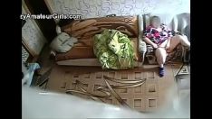 Putar Kamera televisi rahasia melihat onanisme panas ...