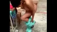 Jouer Deshi enrobe prole se fait baiser.