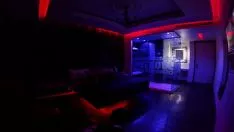 Play Wandering her economise in a cdmx hotel p2