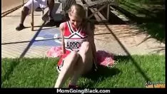 Afspelen Mama wenst zwarte jongens 10