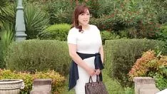 Putar Uang lima puluh dolar tentang masalah wanita menikah nomor 1 film dokumenter reiko iwai <dengan bertahan>