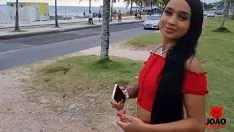 Putar A novinha micsiny tickriz na praia do rio com joao o safado