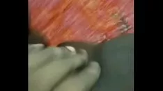 চালান ভারতীয় বাংলাদেশী কিশোরদের থাম্বিং
