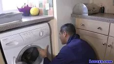تشغيل الفاخرة اليورو جبهة تحرير مورو الإسلامية مارس الجنس قبل الأنابيب الميكانيكيين صراخ