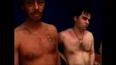 播放 性感的高德妓女在美丽的帮会上狂欢d26