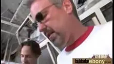 Abspielen Ihre Nummer 1 unter den rassistischen Landstreichern, Aggroup 25
