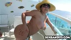 Riproduci 17 calda milf sciatta prende un ragazzo giovane e scopa 23