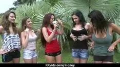 Putar Peeping tom sex untuk uang tunai di 10