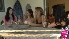Play Hot lesbains 0335