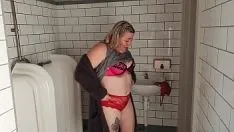 Play Nz milf slut in public toilets flashing and strip for her master