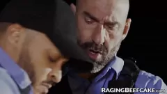 চালান পাওয়ারলেস হাঙ্ক ড্রু সেবাস্তিয়ানের আউটডোর গ্যাং ব্যাং: মোর