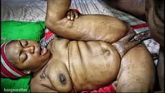 Putar Istri tetangga yang melengkung nakal: Pussy makan dan aksi basah meneteskan
