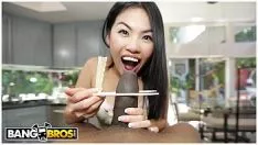 再生 Spangbros-ニッポン出身のアジアの赤ちゃん、シンディ・アスタリスクストライクは、サシャイジラに対して一度上がる！